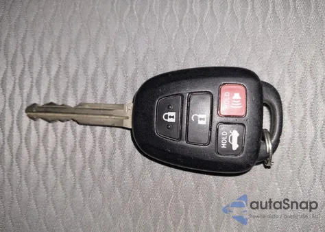 2015 Toyota Corolla Le z USA, uszkodzony, nr VIN 2T1BURHE7FC467285